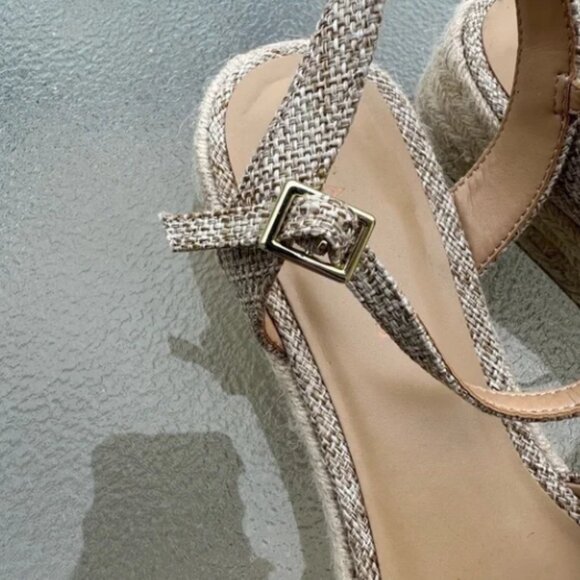 TALBOTS Pamela Knot Linen EspadrilleSandals Size 9 Beige Wedge - Picture 3 of 3